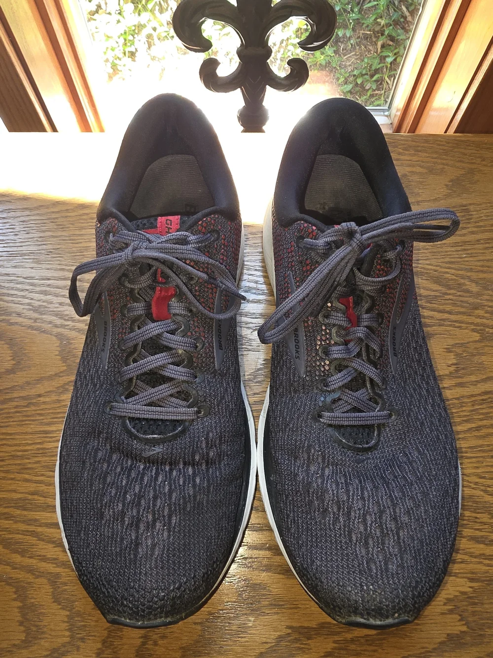 Brooks  Mens Ghost 11  Navy And Red Running Shoes Sz 10